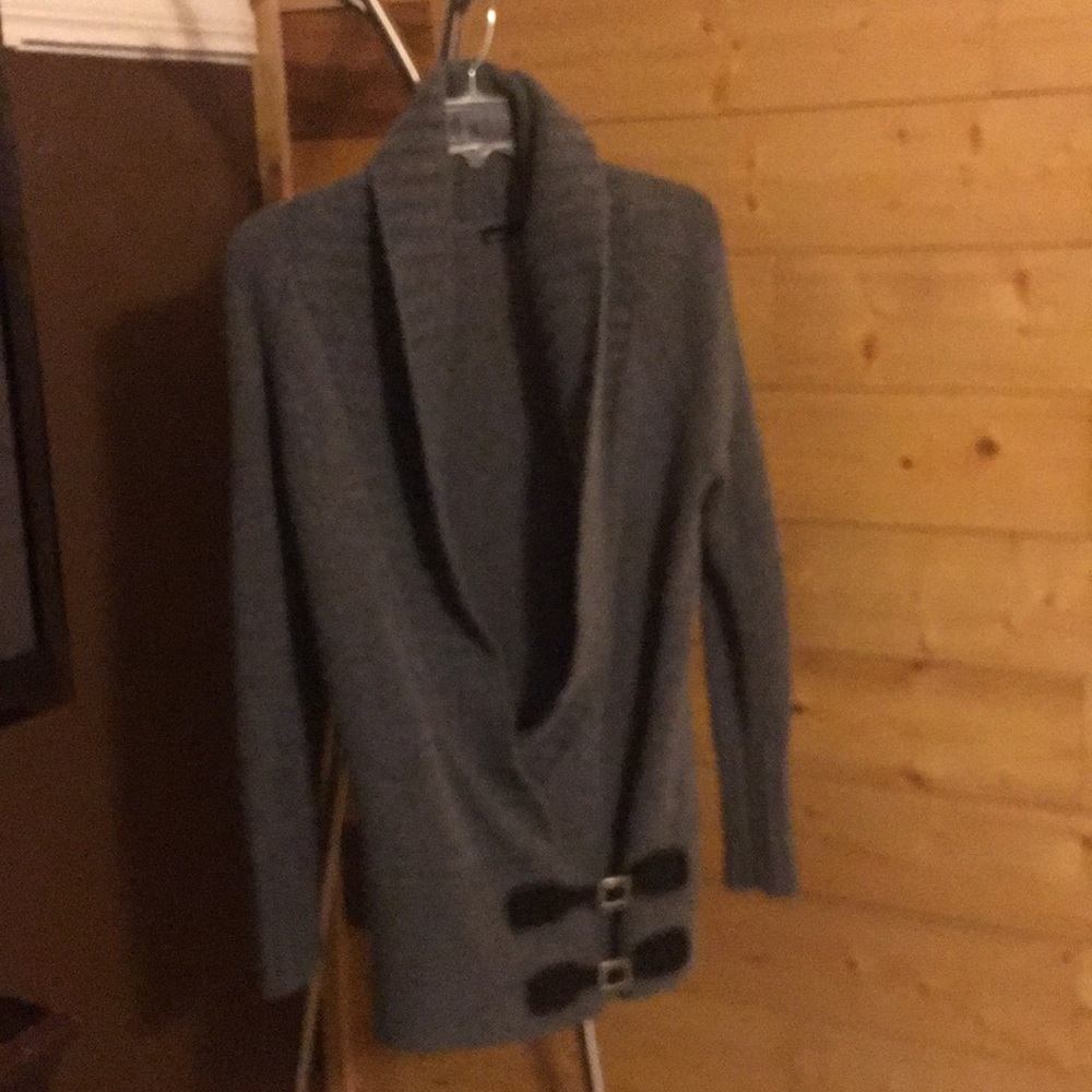 Grey sweater